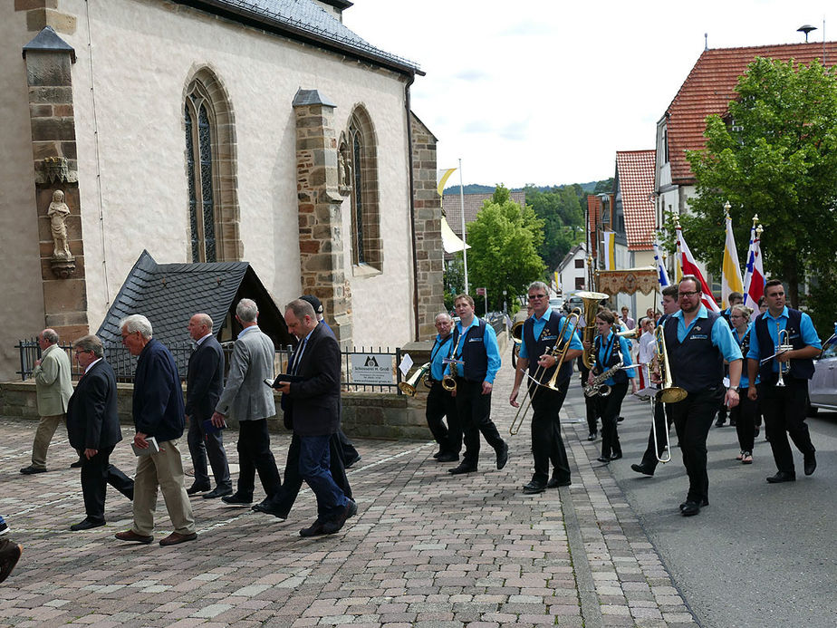 Bittprozession am Pfingstmontag (Foto: Karl-Franz Thiede)